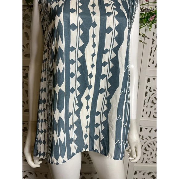 Anthropologie Dolan Women’s Astoria Twist Back Aztec Sleeveless Top Size XL - Picture 4 of 11